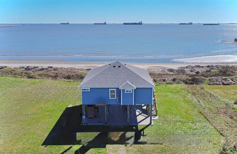 1222 Galveston Ave Port Bolivar, TX 77650