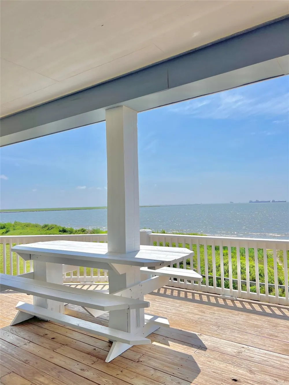 1222 Galveston Ave Port Bolivar, TX 77650