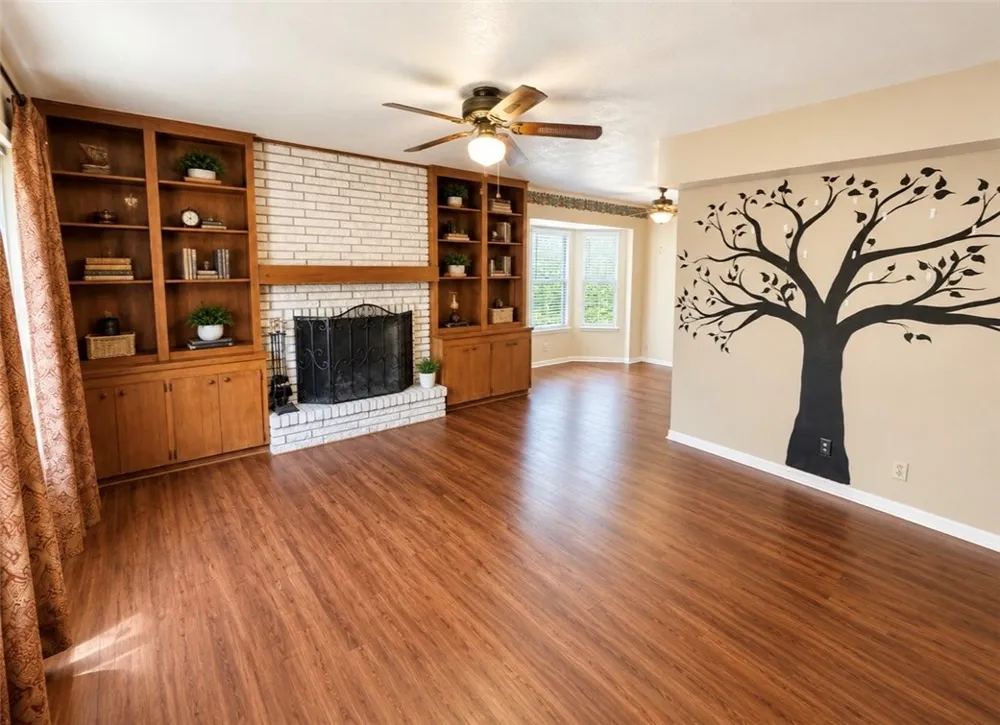 503 E Ailsie Avenue Kingsville, TX 78363
