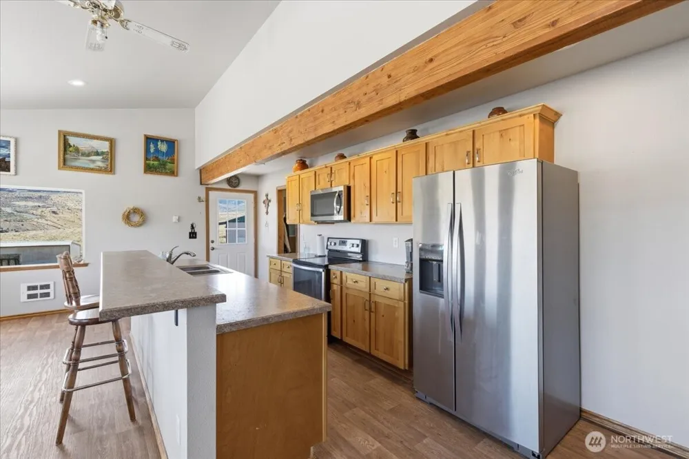 44495 SR 174 Grand Coulee, WA 99133