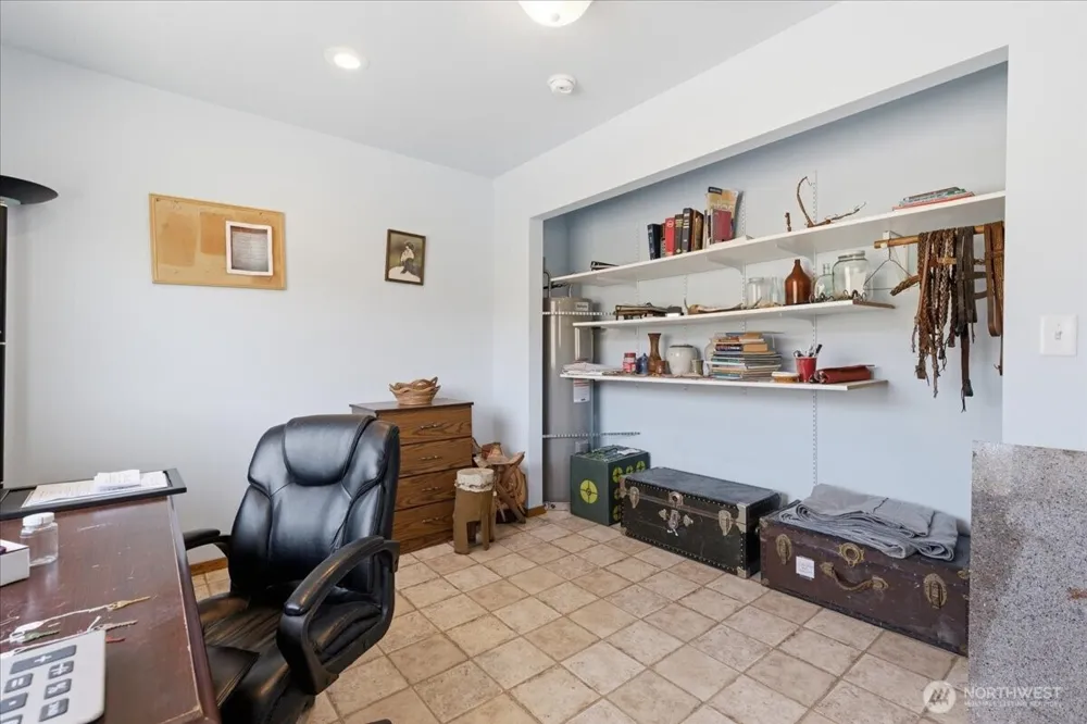 44495 SR 174 Grand Coulee, WA 99133