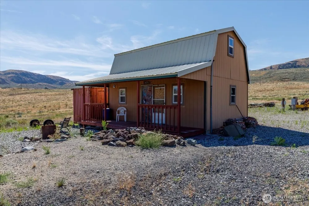 44495 SR 174 Grand Coulee, WA 99133