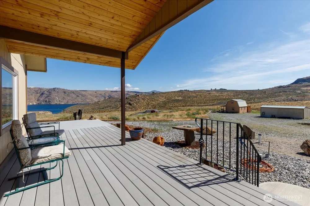 44495 SR 174 Grand Coulee, WA 99133