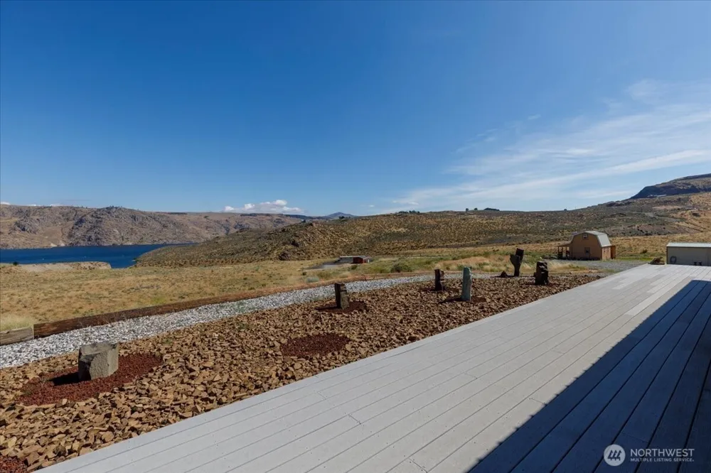 44495 SR 174 Grand Coulee, WA 99133