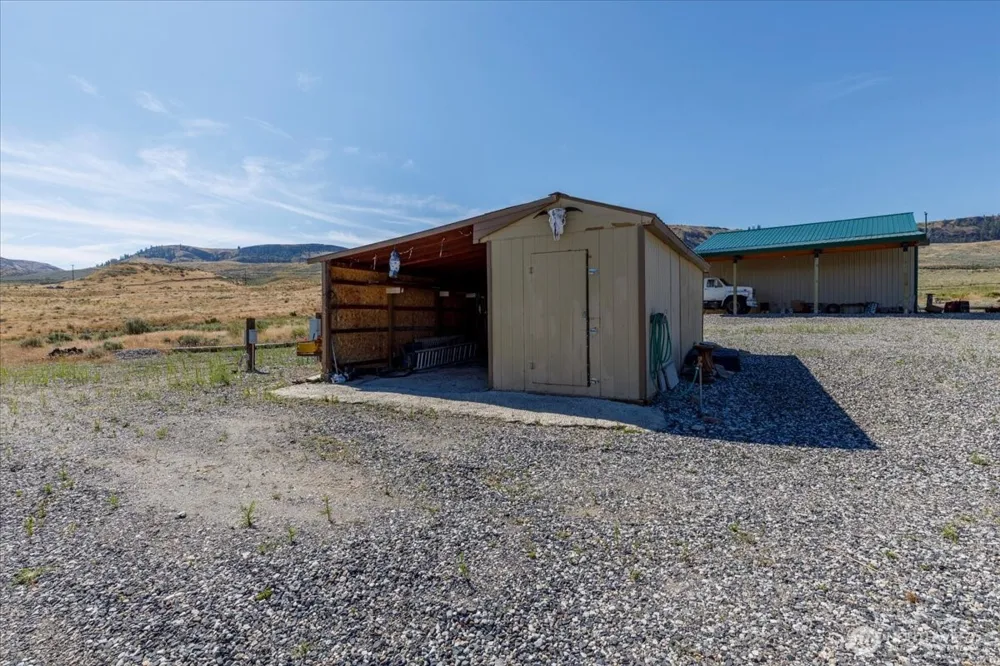 44495 SR 174 Grand Coulee, WA 99133