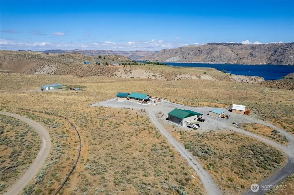 44495 SR 174 Grand Coulee, WA 99133