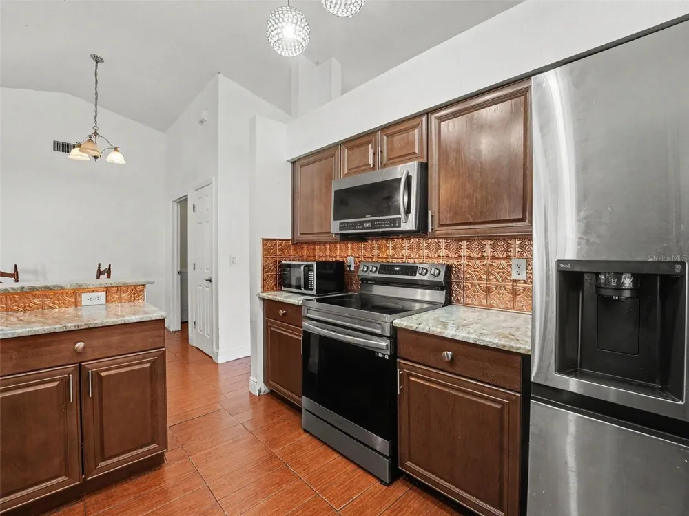 1335 LAUREL GLEN DR Bartow, FL 33830