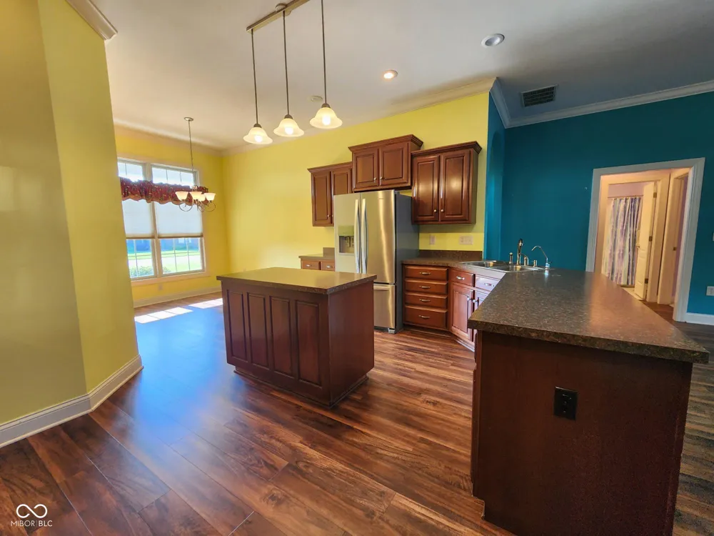919 Buena Vista Drive Brownstown, IN 47220