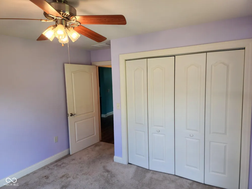 919 Buena Vista Drive Brownstown, IN 47220