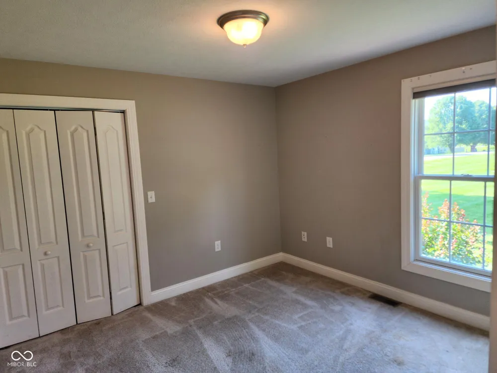 919 Buena Vista Drive Brownstown, IN 47220
