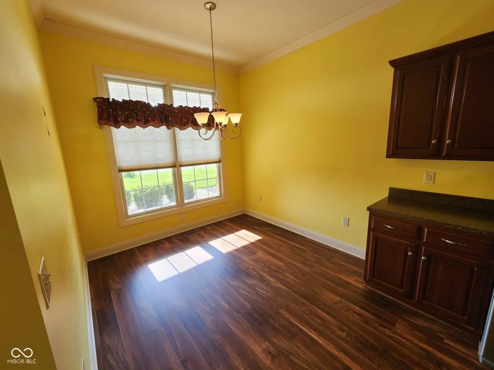 919 Buena Vista Drive Brownstown, IN 47220
