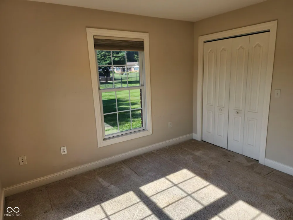 919 Buena Vista Drive Brownstown, IN 47220