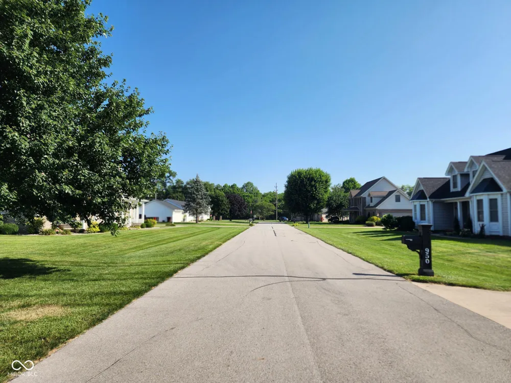 919 Buena Vista Drive Brownstown, IN 47220
