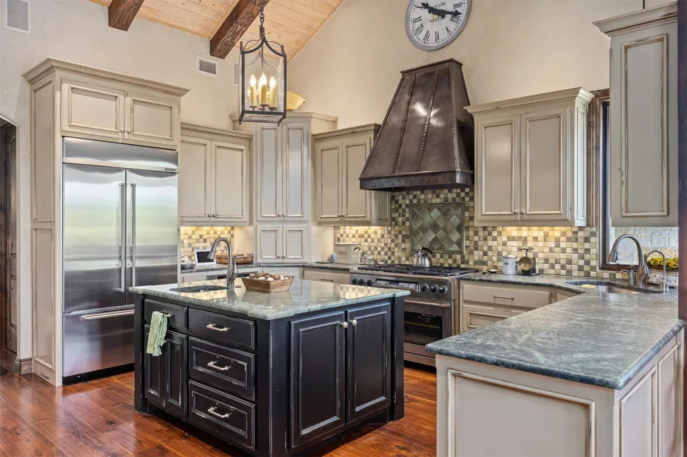 276 Hermosa Road SW Hunt, TX 78024