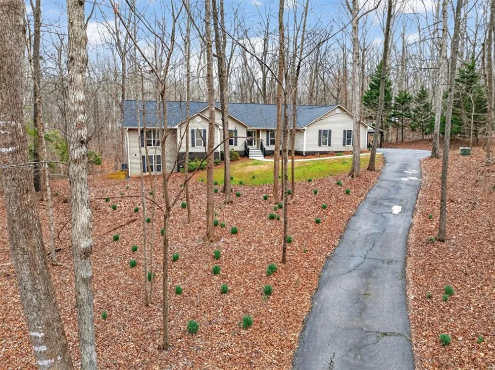 241 Staghorn Trail Nicholson, GA 30565