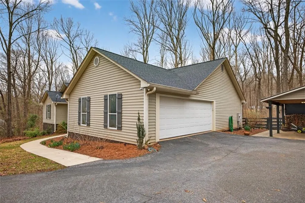 241 Staghorn Trail Nicholson, GA 30565