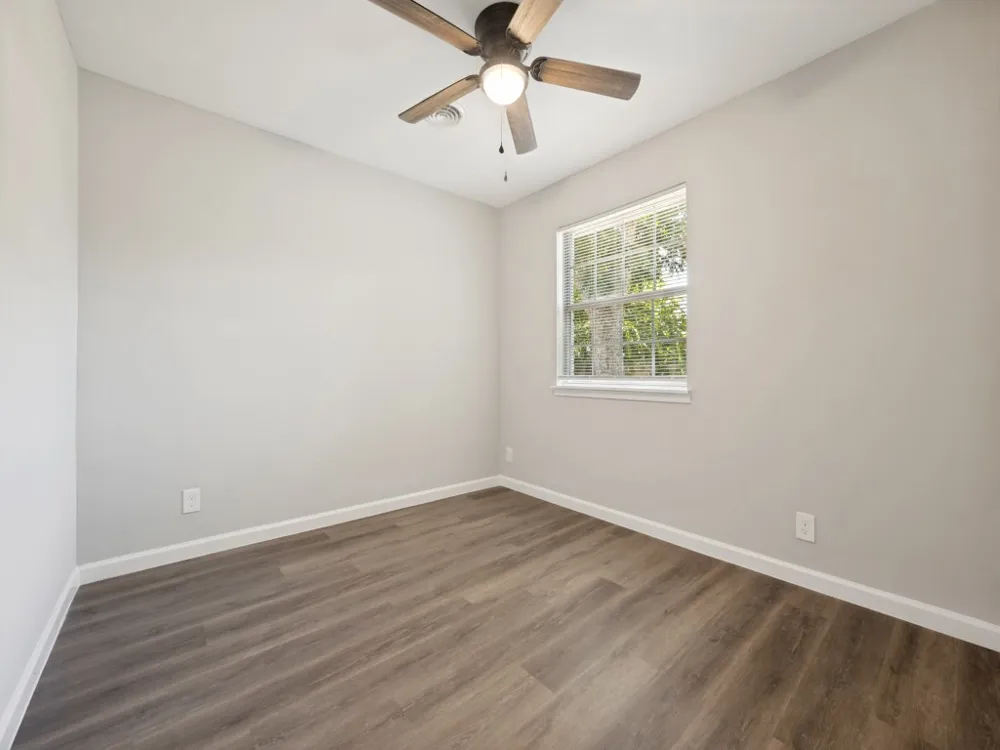 2915 Hollandale Lane Farmers Branch, TX 75234