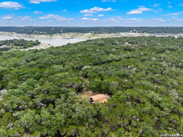 275 COUNTY ROAD 260 E Mico, TX 78056
