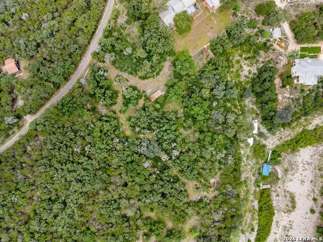 275 COUNTY ROAD 260 E Mico, TX 78056