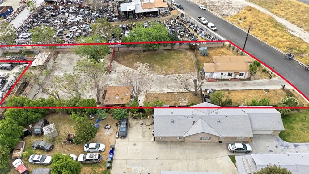 261 S Muscott San Bernardino, CA 92410