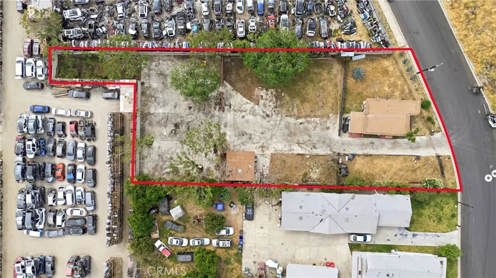 261 S Muscott San Bernardino, CA 92410