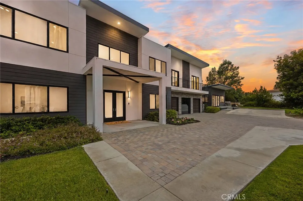 1911 Tumin Road La Habra Heights, CA 90631