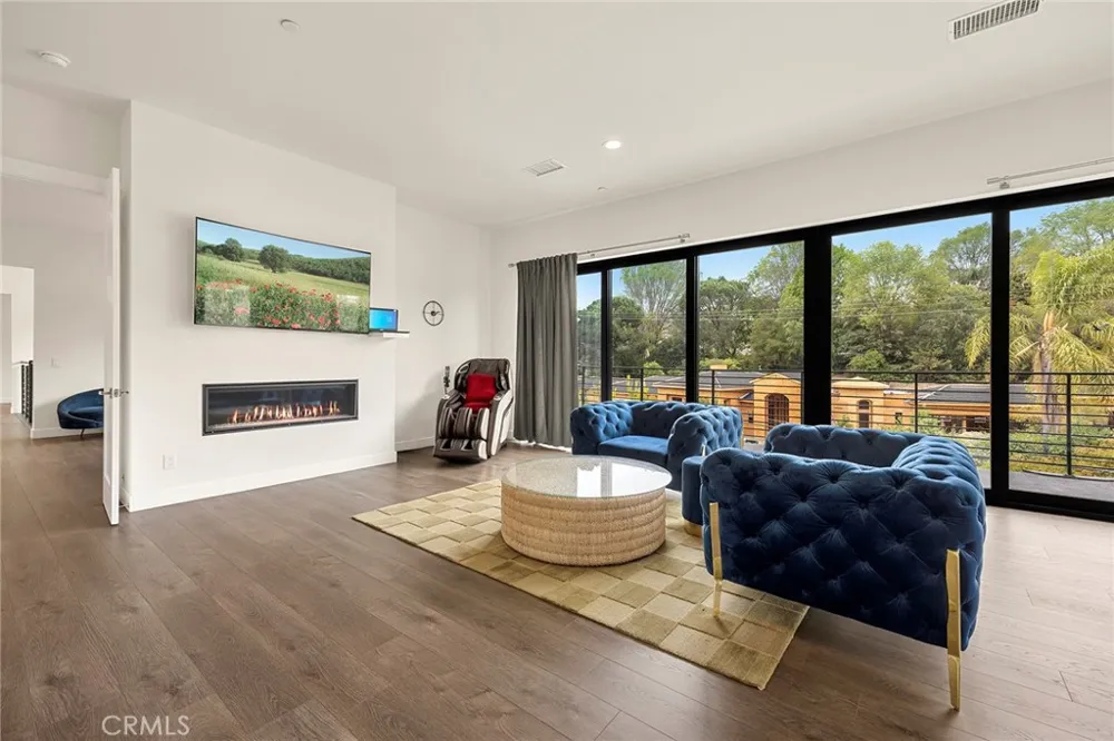 1911 Tumin Road La Habra Heights, CA 90631