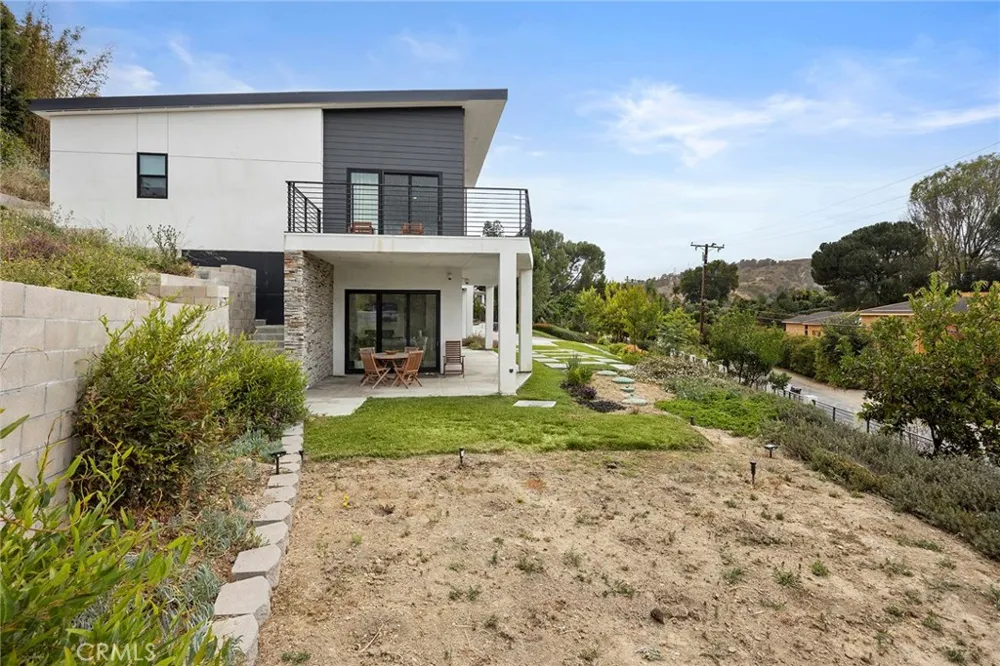 1911 Tumin Road La Habra Heights, CA 90631