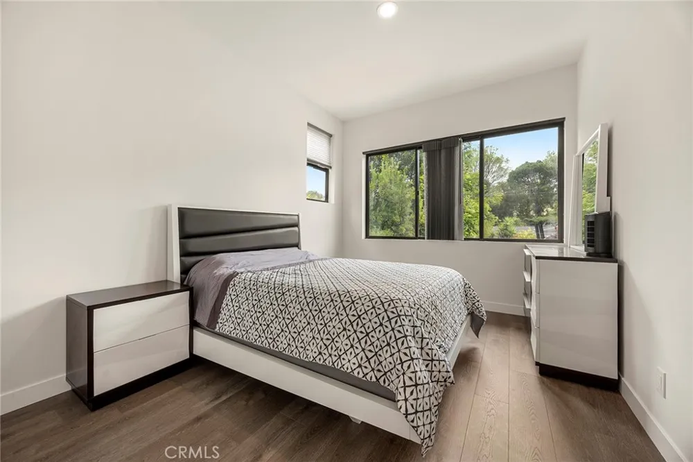 1911 Tumin Road La Habra Heights, CA 90631