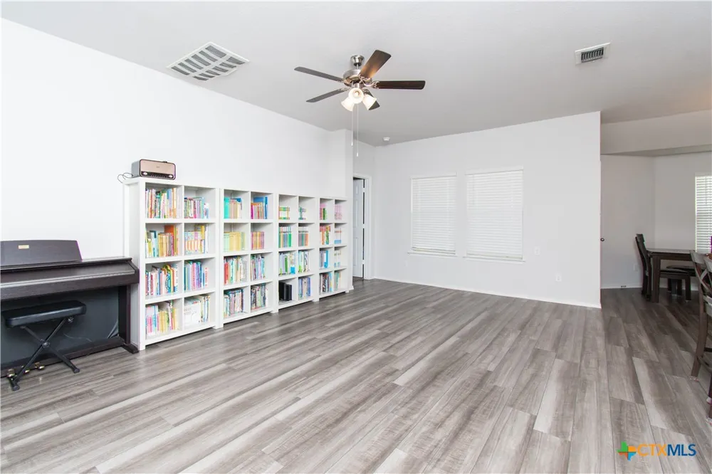 1307 Prospector Trail Harker Heights, TX 76548