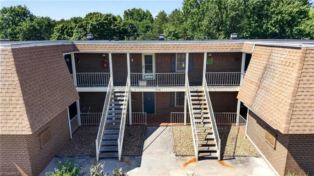 306 Windsor Manor Way #F Kernersville, NC 27284