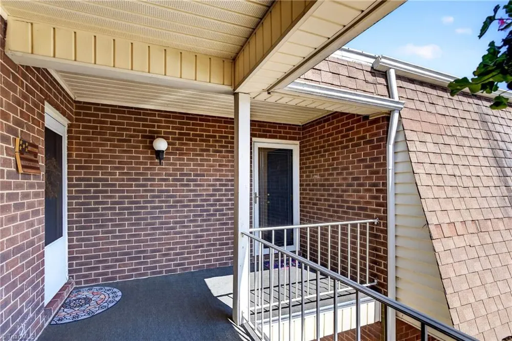 306 Windsor Manor Way #F Kernersville, NC 27284