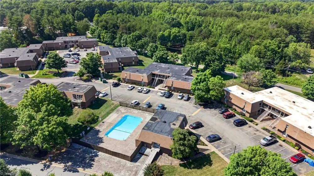 306 Windsor Manor Way #F Kernersville, NC 27284