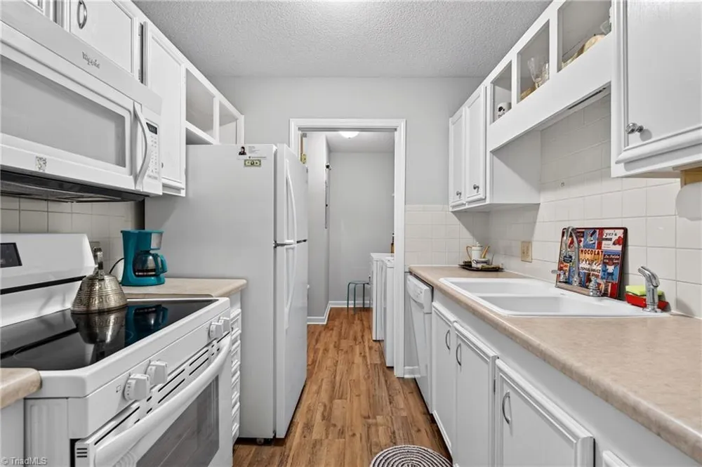 306 Windsor Manor Way #F Kernersville, NC 27284