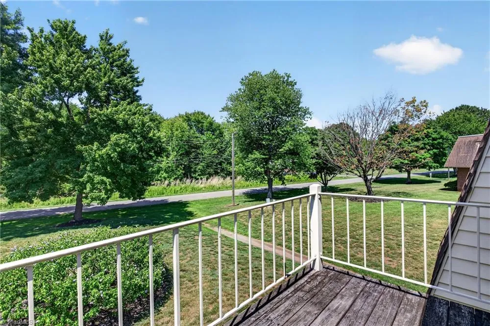 306 Windsor Manor Way #F Kernersville, NC 27284