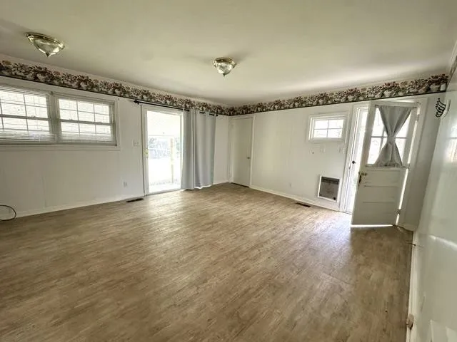 15 PINE ST Savannah, TN 38372