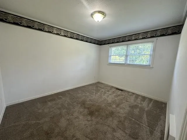 15 PINE ST Savannah, TN 38372
