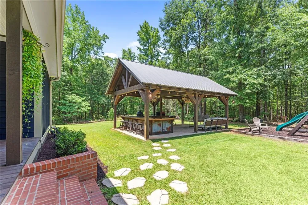 4835 J R Sims Road Irwinton, GA 31054
