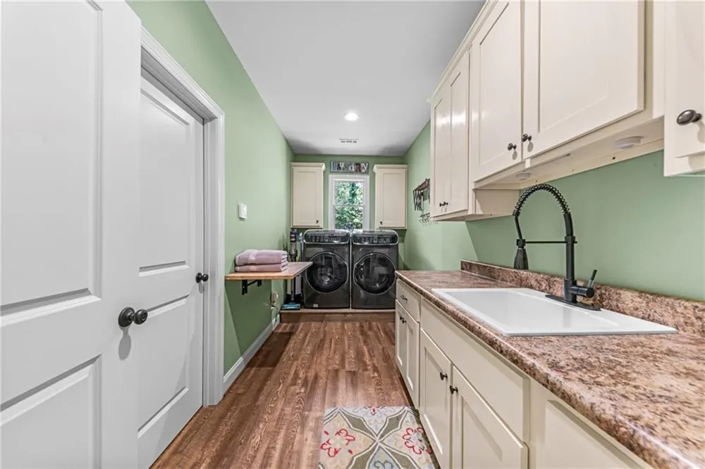 4835 J R Sims Road Irwinton, GA 31054