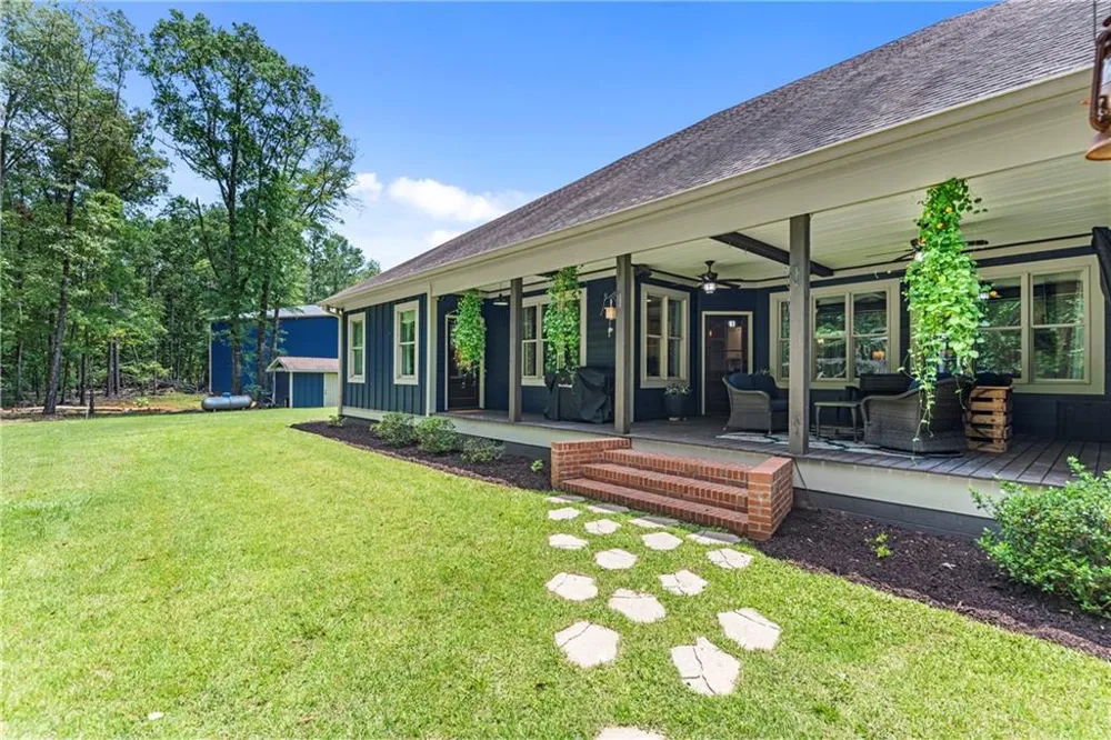 4835 J R Sims Road Irwinton, GA 31054