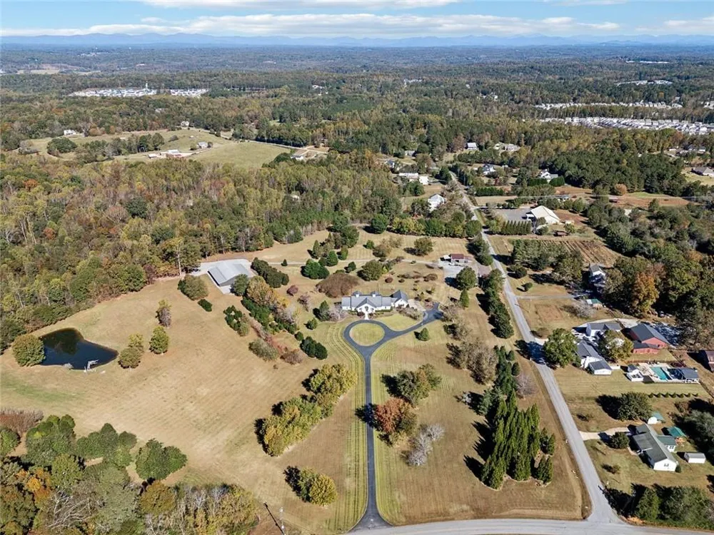 7755 Blacks Mill Road Dawsonville, GA 30534