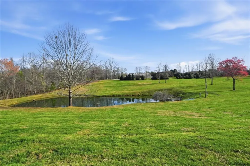 7755 Blacks Mill Road Dawsonville, GA 30534