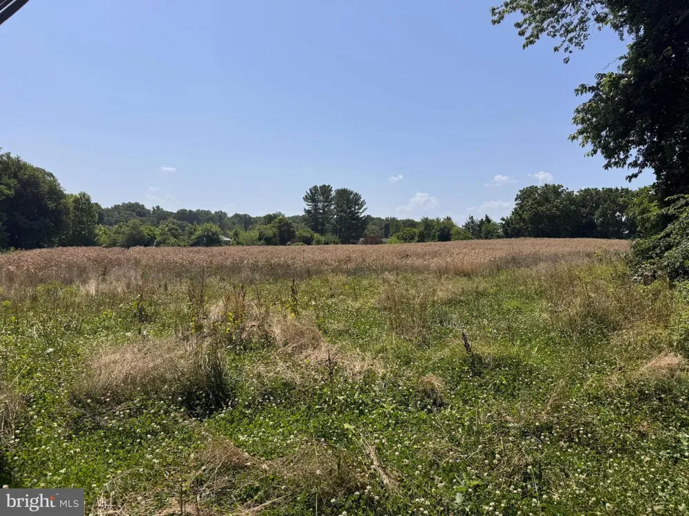 22215 GEORGIA AVENUE Brookeville, MD 20833