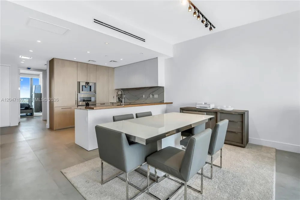 15701 Collins Ave #2903 Sunny Isles Beach, FL 33160