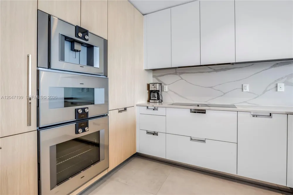 15701 Collins Ave #2903 Sunny Isles Beach, FL 33160