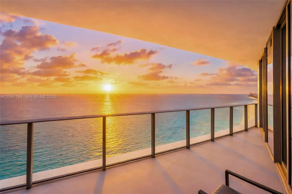 15701 Collins Ave #2903 Sunny Isles Beach, FL 33160