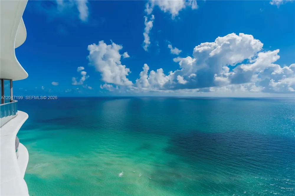 15701 Collins Ave #2903 Sunny Isles Beach, FL 33160