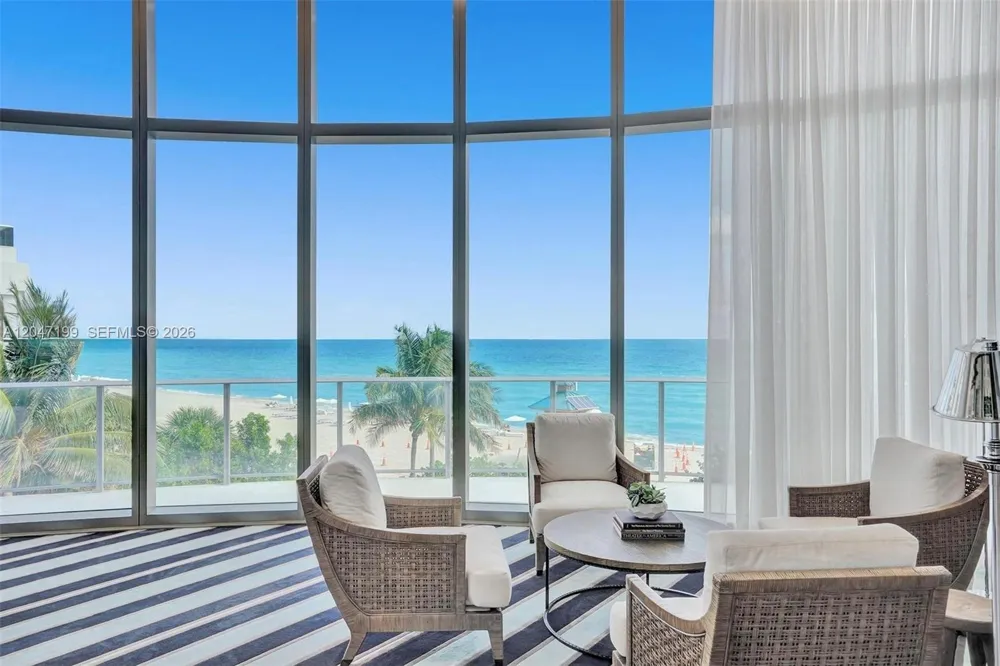 15701 Collins Ave #2903 Sunny Isles Beach, FL 33160