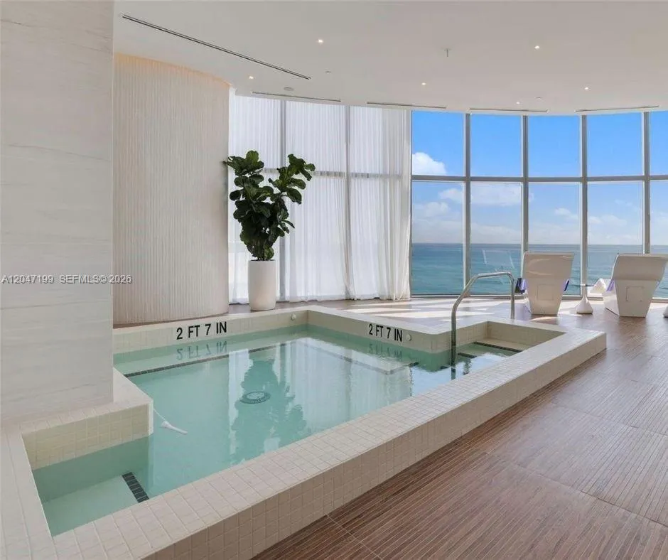 15701 Collins Ave #2903 Sunny Isles Beach, FL 33160