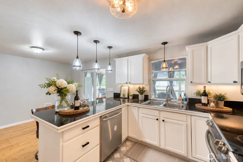 18427 Brandywine Court SW Rochester, WA 98579